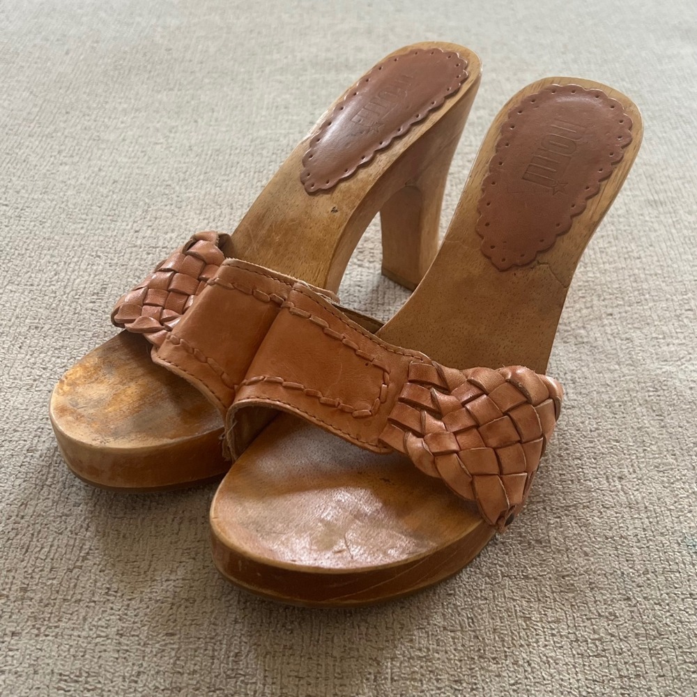 Nomi Vintage 70s Style Tan Leather Woven Wooden Platform Clogs Mules Brazil 7.5M